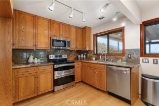 Single Family Residence, 20682 Hill Top drive, Riverside, CA 92507 - 13