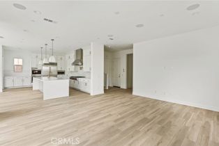 Single Family Residence, 21207 Wildflower way, Chatsworth, CA 91311 - 4