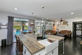 Single Family Residence, 8402 Lindenhurst st, Riverside, CA 92508 - 15