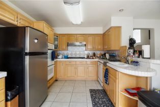 Single Family Residence, 820 Pathfinder way, Corona, CA 92880 - 4