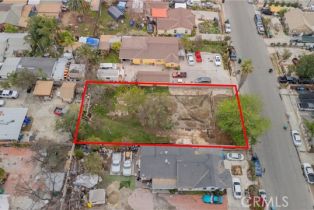 , 3957 Neece, Corona, CA 92879 - 4