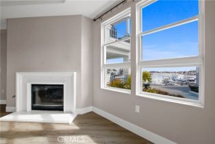 Condominium, 2600 Newport blvd, Newport Beach, CA 92663 - 5