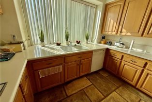 Single Family Residence, 1050 Ginger cir, Corona, CA 92879 - 3