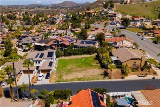 , 22760 Cascade, Canyon Lake, CA 92587 - 4