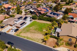 , 22760 Cascade, Canyon Lake, CA 92587 - 5