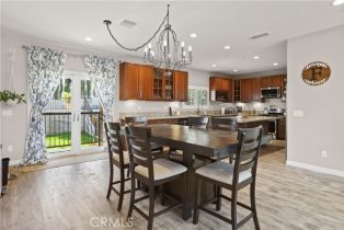 Single Family Residence, 13083 Via Tuscany, Riverside, CA 92503 - 17