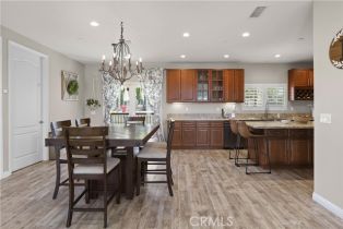 Single Family Residence, 13083 Via Tuscany, Riverside, CA 92503 - 18