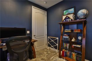 Single Family Residence, 13083 Via Tuscany, Riverside, CA 92503 - 25