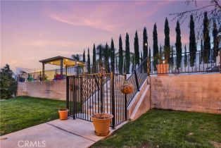 Single Family Residence, 13083 Via Tuscany, Riverside, CA 92503 - 52