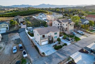Single Family Residence, 13083 Via Tuscany, Riverside, CA 92503 - 64