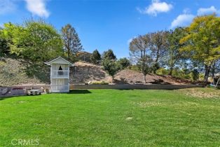 Single Family Residence, 1132 Via Pardal, Riverside, CA 92506 - 44