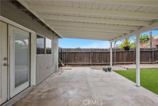 Single Family Residence, 992 Redwood ct, Corona, CA 92879 - 13