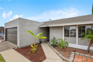 Single Family Residence, 992 Redwood ct, Corona, CA 92879 - 2