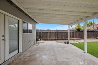 Single Family Residence, 992 Redwood ct, Corona, CA 92879 - 29