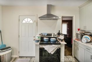 Single Family Residence, 3634 Caspian ave, Long Beach, CA 90810 - 32