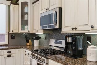 Single Family Residence, 27089 Adelanto dr, Corona, CA 92883 - 12