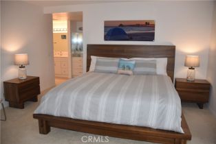 Condominium, 2176 Coast, Oceanside, CA 92054 - 6