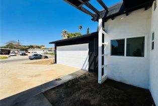 Single Family Residence, 1950 Via Santiago, Corona, CA 92882 - 7