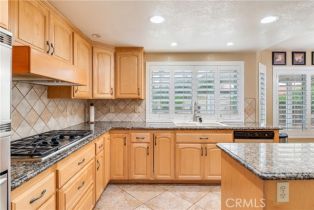 Single Family Residence, 1305 Harvest cir, Corona, CA 92882 - 10