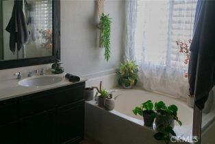 Single Family Residence, 27069 Dawnview ct, Corona, CA 92883 - 29