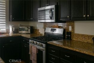 Single Family Residence, 27069 Dawnview ct, Corona, CA 92883 - 7