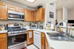 Condominium, 2604 Avenida Del vis, Corona, CA 92882 - 7