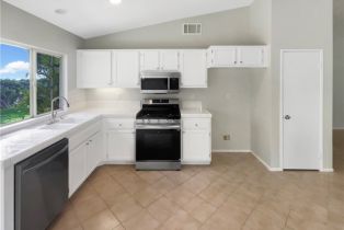 Single Family Residence, 103 Buckthorn way, Corona, CA 92881 - 17