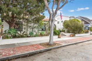Single Family Residence, 1585 Ocean blvd, Newport Beach, CA 92661 - 4