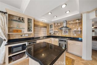 Single Family Residence, 1081 Vista Lomas ln, Corona, CA 92882 - 10