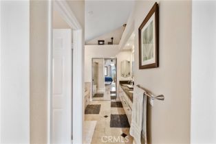 Single Family Residence, 1081 Vista Lomas ln, Corona, CA 92882 - 36