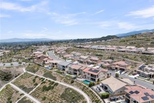 Single Family Residence, 2760 Chad Zeller ln, Corona, CA 92882 - 53