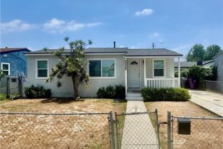 Single Family Residence, 5046 Pacific AVE, Long Beach, CA  Long Beach, CA 90805