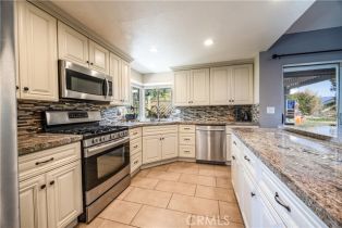 Single Family Residence, 30681 Southern Cross rd, Temecula, CA 92592 - 14