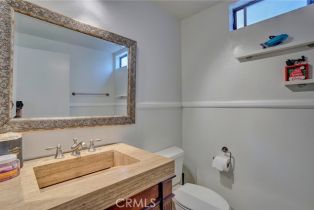 Single Family Residence, 1409 Lakeside ln, Huntington Beach, CA 92648 - 10