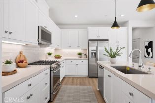 Condominium, 458 Lobata, Irvine, CA 92618 - 3