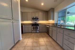 Single Family Residence, 821 Atlantic cir, Corona, CA 92882 - 15