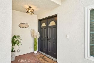 Single Family Residence, 20163 Corona st, Corona, CA 92881 - 4