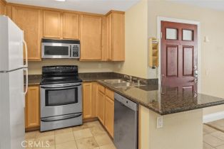 Condominium, 2400 San Gabriel way, Corona, CA 92882 - 13