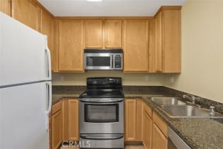 Condominium, 2400 San Gabriel way, Corona, CA 92882 - 14