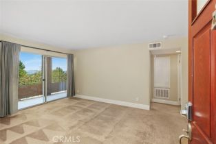 Condominium, 2400 San Gabriel way, Corona, CA 92882 - 5
