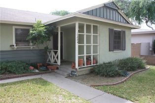 Single Family Residence, 1204 Riverside DR, Fullerton, CA  Fullerton, CA 92831