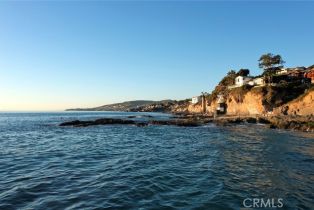 Single Family Residence, 2800 Ocean Front, Laguna Beach, CA 92651 - 33