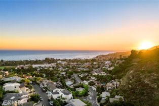 Single Family Residence, 547 Temple Hills dr, Laguna Beach, CA 92651 - 42