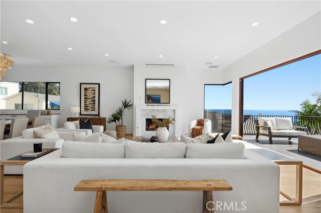 Single Family Residence, 163 Nyes pl, Laguna Beach, CA 92651 - 1
