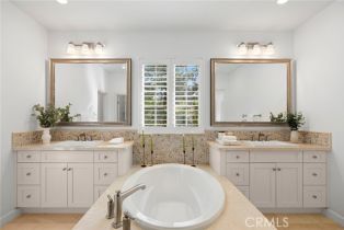 Single Family Residence, 70 Livia, Irvine, CA 92618 - 24