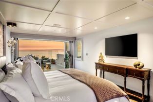 Single Family Residence, 2040 Ocean way, Laguna Beach, CA 92651 - 4