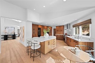 Single Family Residence, 2335 Hillview drive, Laguna Beach, CA 92651 - 11