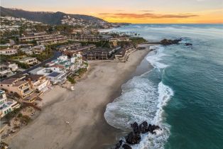 Townhouse, 22 Blue Lagoon, Laguna Beach, CA 92651 - 2