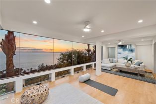 Single Family Residence, 420 Alta Vista way, Laguna Beach, CA 92651 - 33