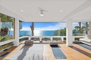 Single Family Residence, 420 Alta Vista way, Laguna Beach, CA 92651 - 34